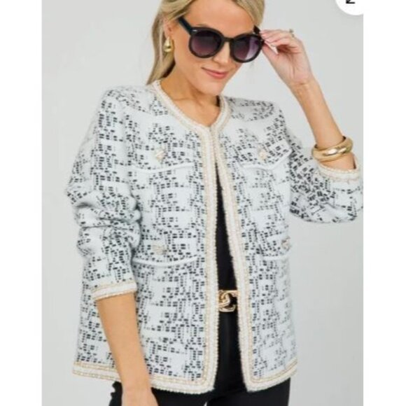 Northen Angel Medium Anthropolgie Knit Eyelash Jacket Ivory Gold Trim Button - Picture 1 of 7